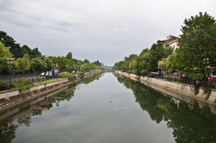 Βαλκανικό Αφιέρωμα #1: Βουκουρέστι – Μια Decadence πρωτεύουσα με αρχιτεκτονικό ενδιαφέρον